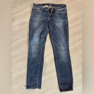 Women’s lucky brand jeans size 2/26 A